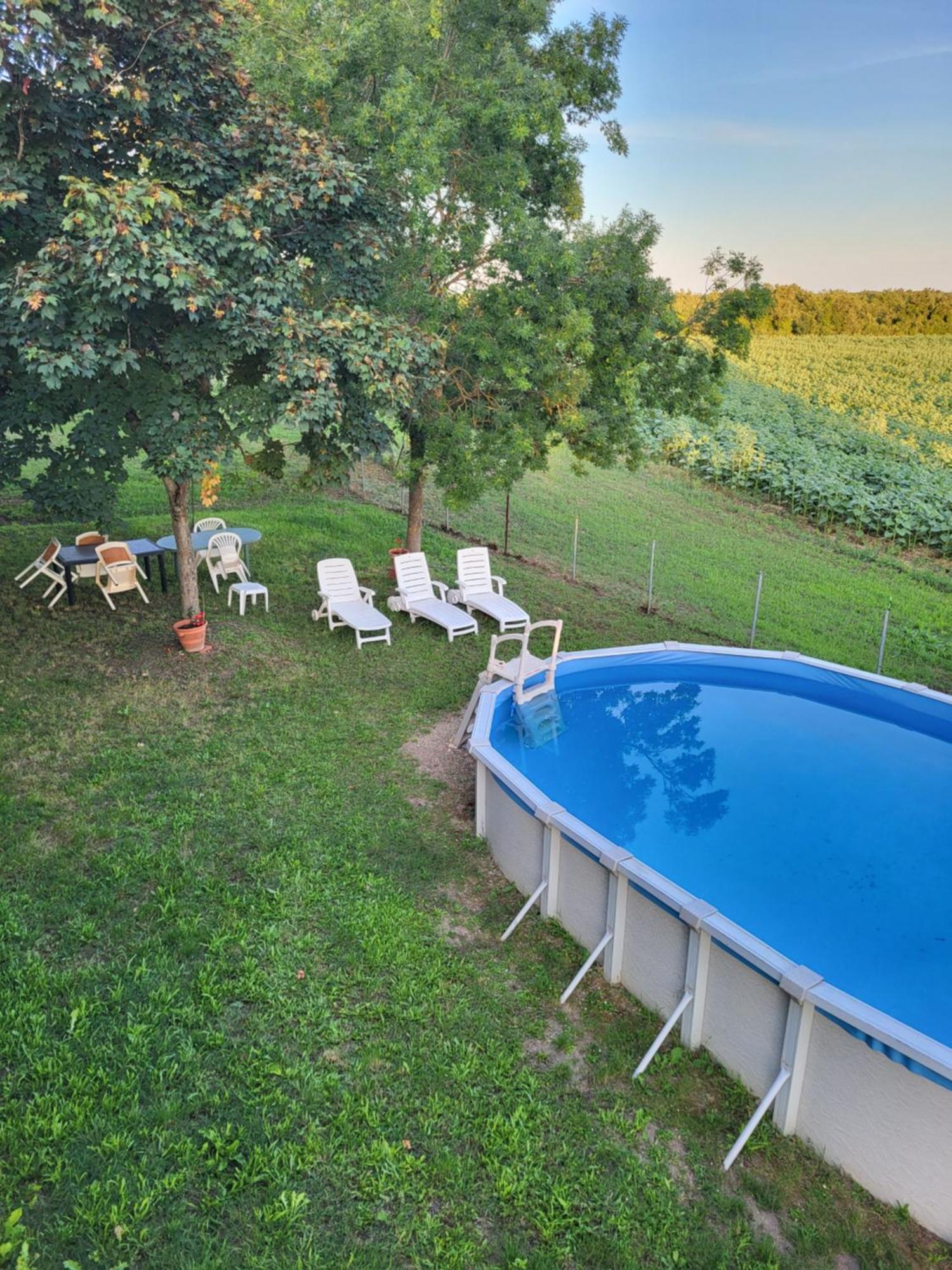 Maison De Louna Ноай Экстерьер фото